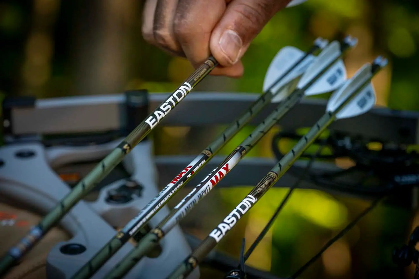 Easton 5MM FMJ MAX FACTORY FLETCHED 6 pack
