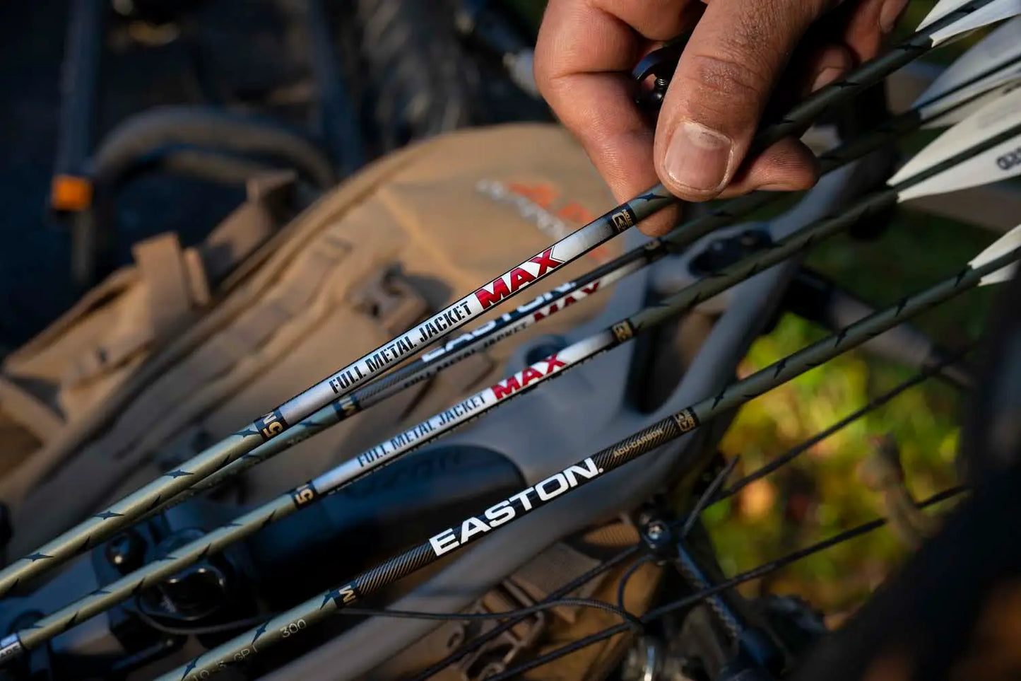 Easton 5MM FMJ MAX FACTORY FLETCHED 6 pack